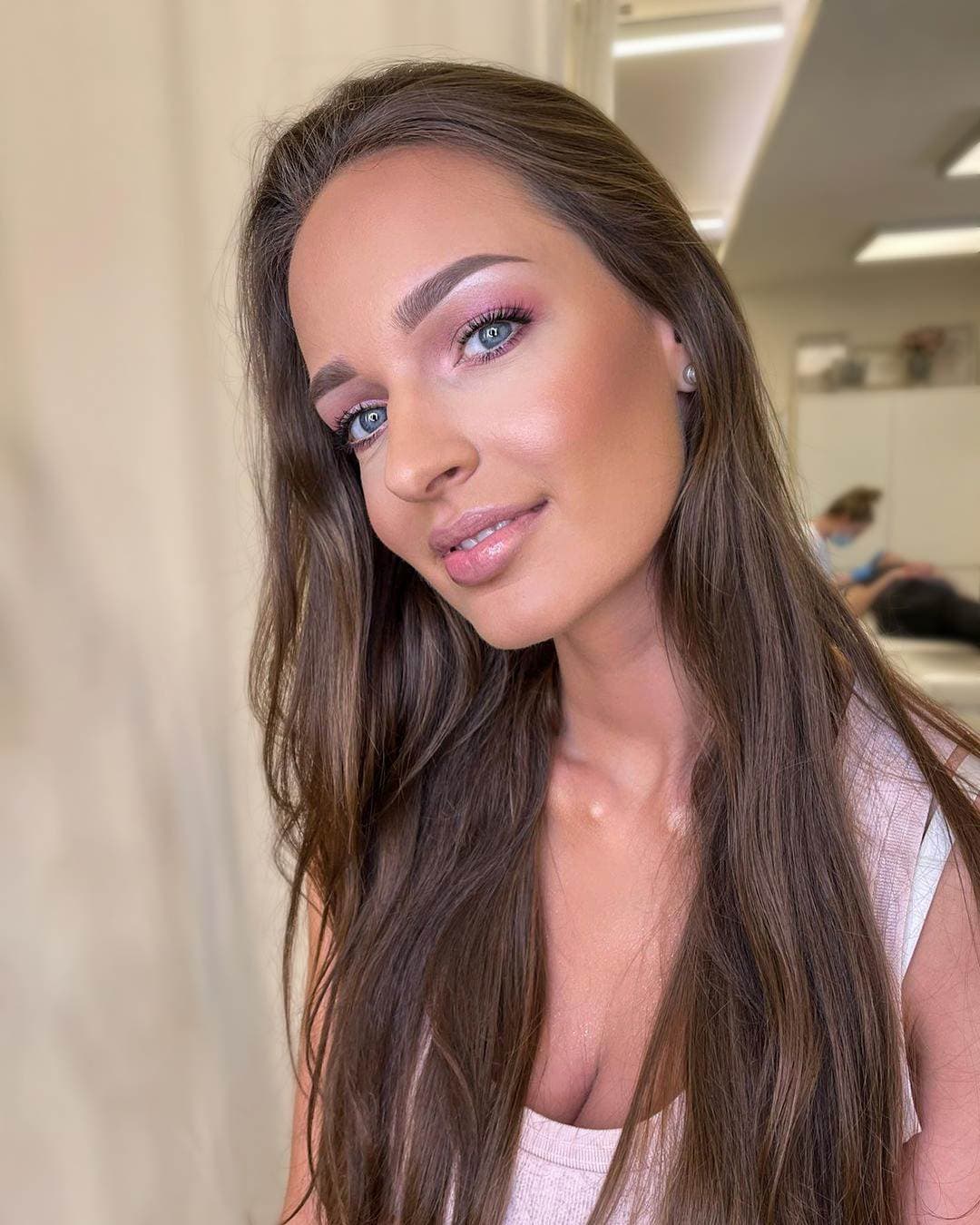 Шминка (23), салон Medeja, Ниш