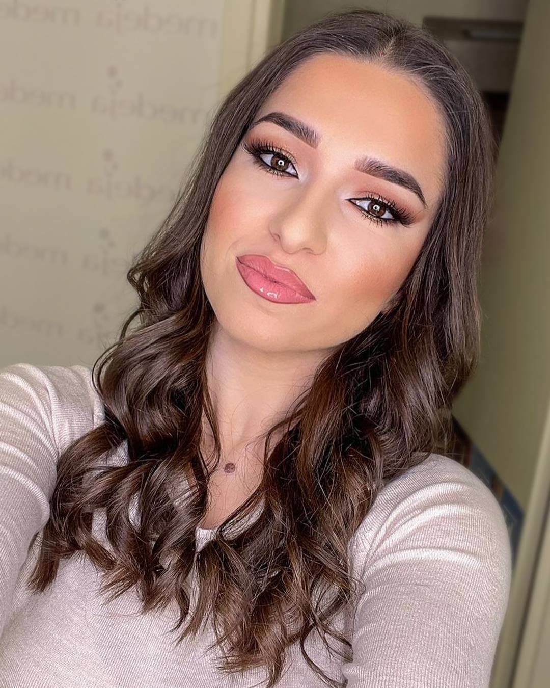 Шминка (27), салон Medeja, Ниш