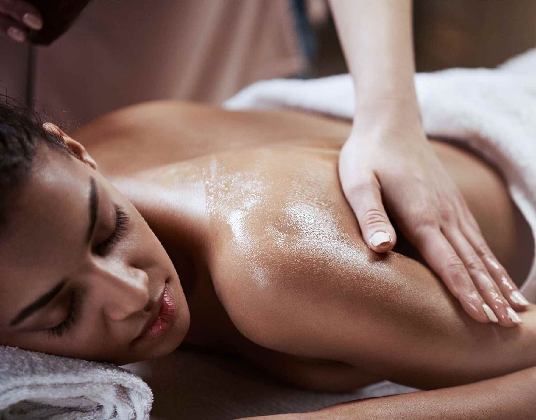 Warm Oils Massage, Medeja beauty salon in Niš